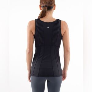 Lululemon Athletica Women’s Run: Stay On Course Tank Black Sport Workout Top 8